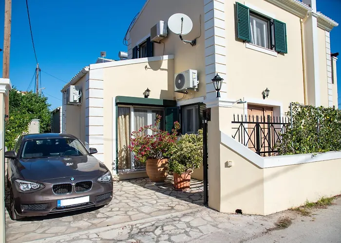 Shell & Pebble * Acharavi (Corfu)