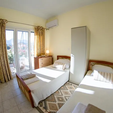 بيت للعطل Shell & Pebble